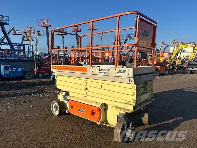 JLG 3246ES Saxlifte