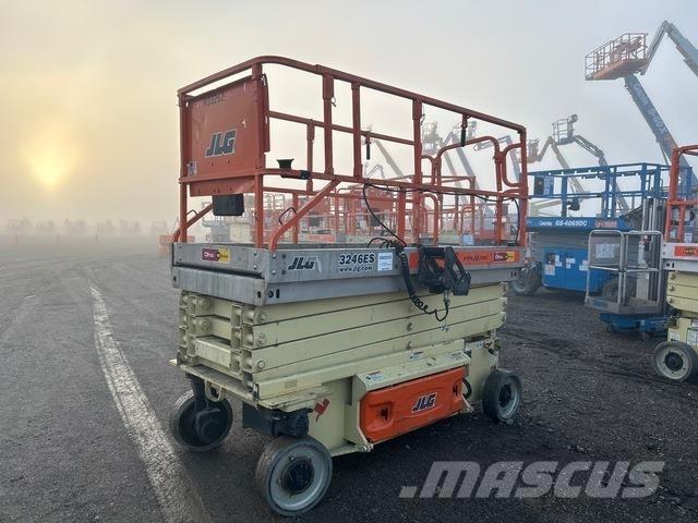 JLG 3246ES Saxlifte