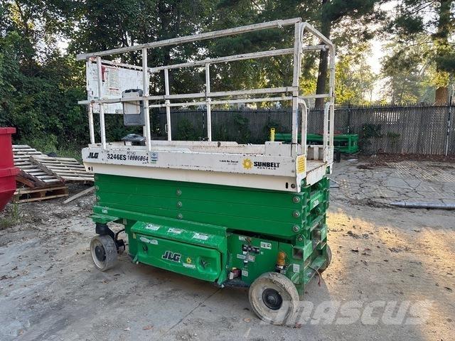JLG 3246ES Saxlifte