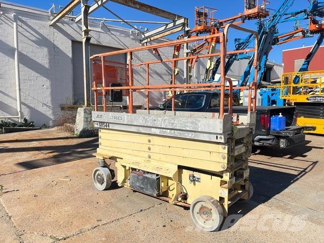 JLG 3246ES Saxlifte
