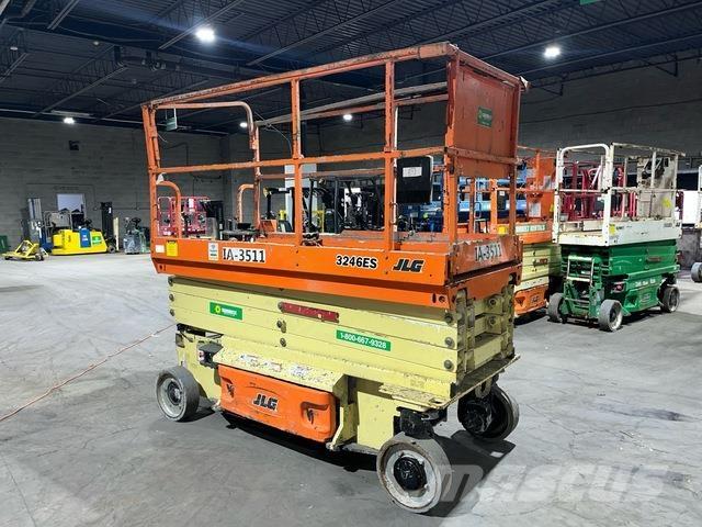 JLG 3246ES Saxlifte