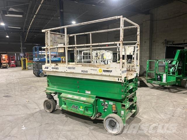JLG 3246ES Saxlifte