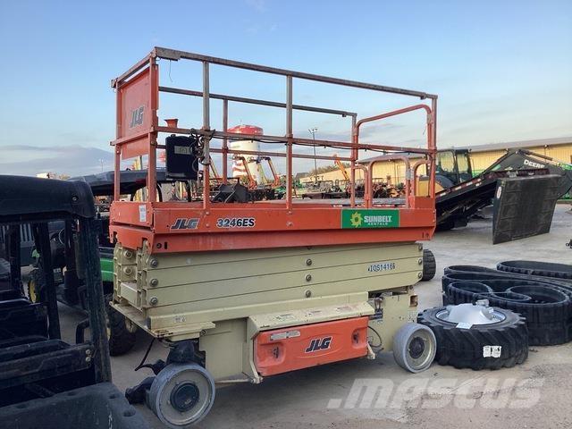 JLG 3246ES Saxlifte