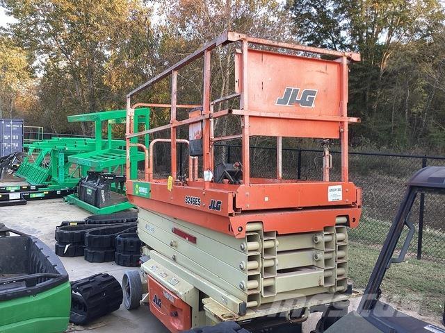JLG 3246ES Saxlifte