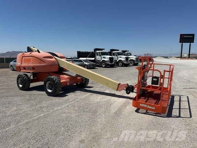 JLG 400S Teleskoplifte