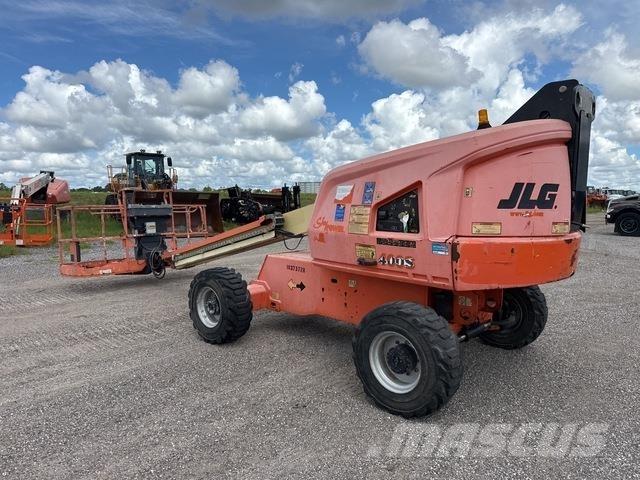 JLG 400S Teleskoplifte