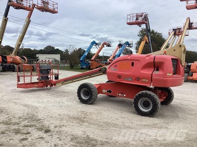 JLG 400S Teleskoplifte