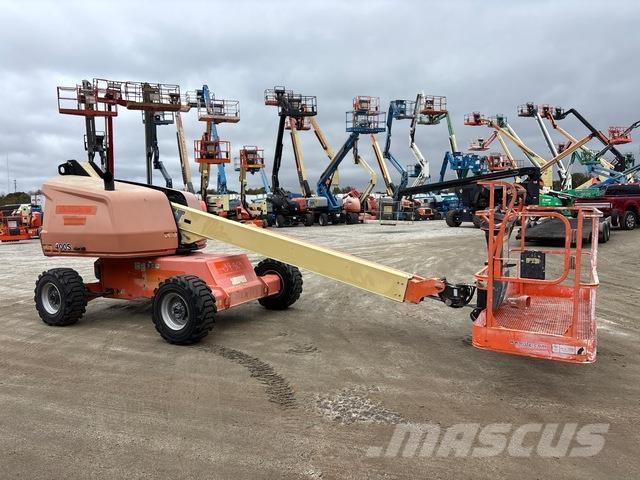 JLG 400S Teleskoplifte