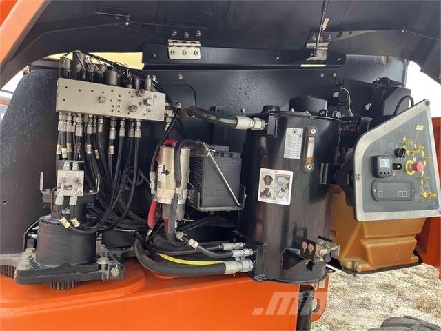 JLG 460SJ Teleskoplifte