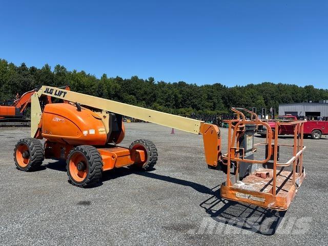 JLG 600A Bomlifte med knækarm