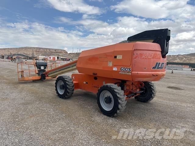 JLG 600S Teleskoplifte