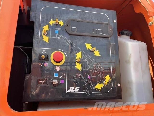 JLG 600S Teleskoplifte