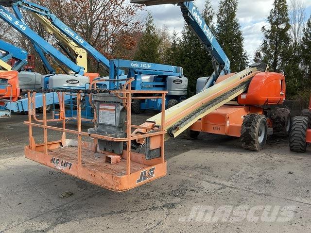 JLG 600S Teleskoplifte