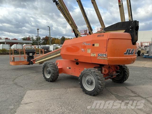 JLG 600S Teleskoplifte