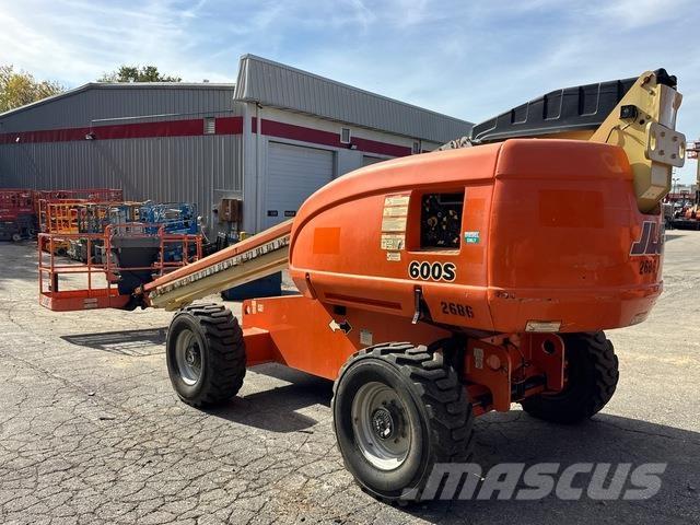 JLG 600S Teleskoplifte