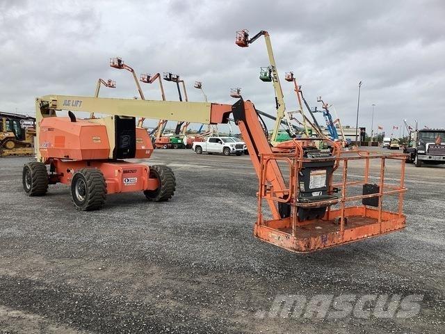 JLG 800 AJ Bomlifte med knækarm