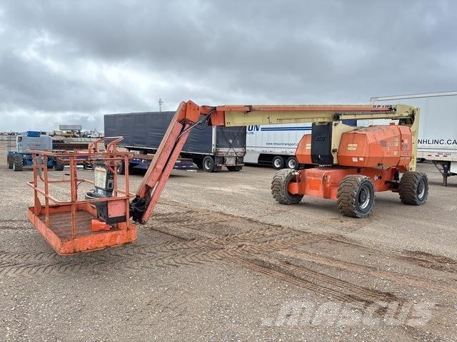 JLG 800 AJ Bomlifte med knækarm