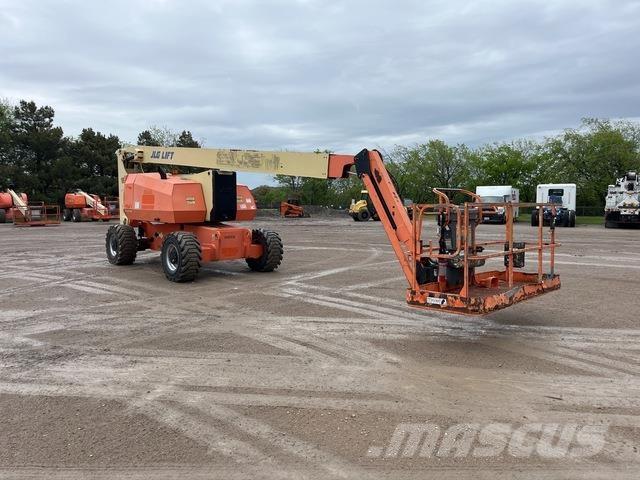 JLG 800 AJ Bomlifte med knækarm