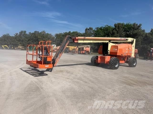 JLG 800AJ Teleskoplifte
