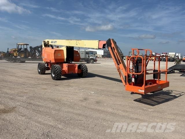 JLG 800AJ Teleskoplifte