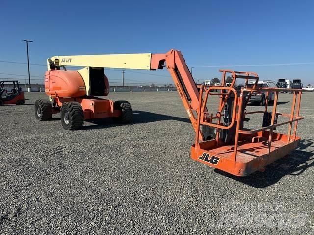 JLG 800AJ Bomlifte med knækarm