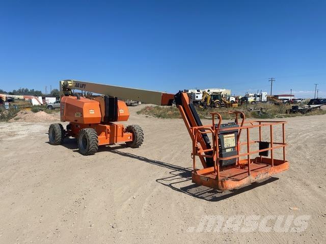 JLG 800AJ Bomlifte med knækarm