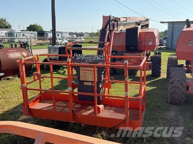 JLG 800AJ Bomlifte med knækarm
