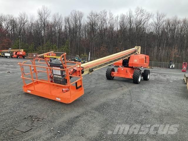 JLG 800S Teleskoplifte