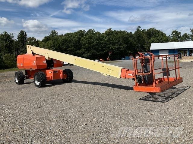 JLG 800S Teleskoplifte