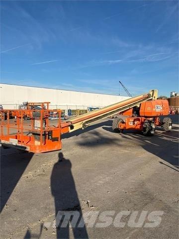 JLG 800S Teleskoplifte