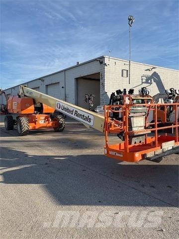 JLG 800S Teleskoplifte