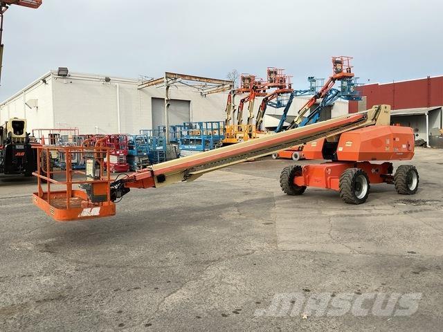 JLG 800S Teleskoplifte