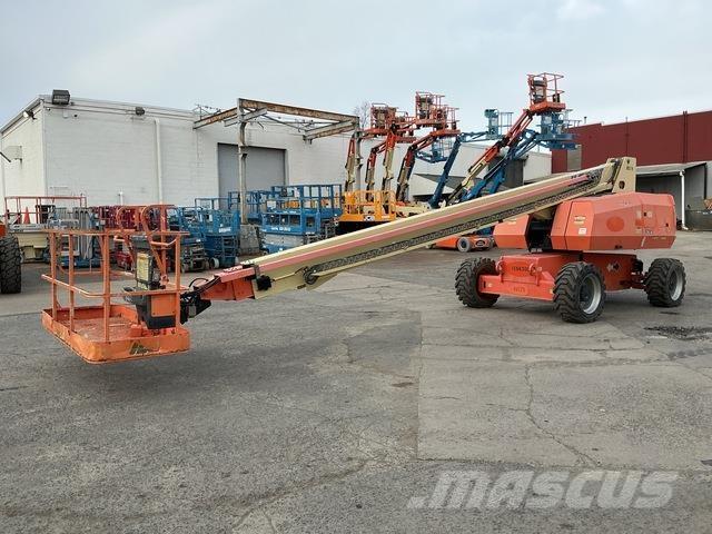 JLG 800S Teleskoplifte