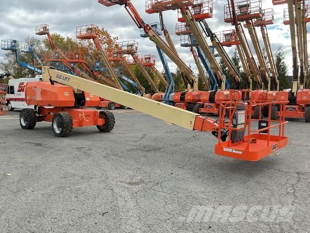 JLG 800S Teleskoplifte