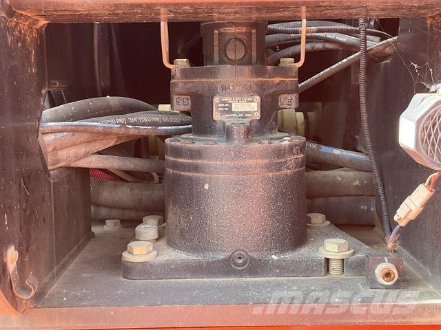 JLG 860SJ Teleskoplifte