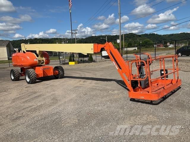 JLG 860SJ Bomlifte med knækarm
