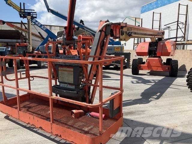 JLG 860SJ Teleskoplifte