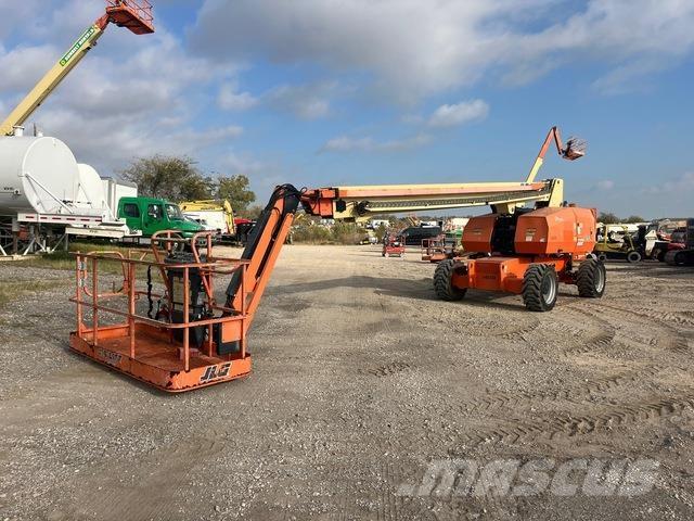 JLG 860SJ Teleskoplifte