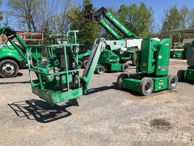 JLG E300AJ Bomlifte med knækarm