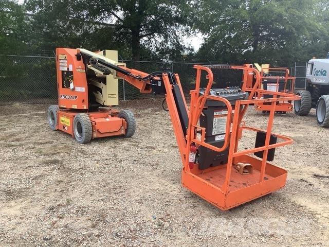 JLG E300AJP Bomlifte med knækarm