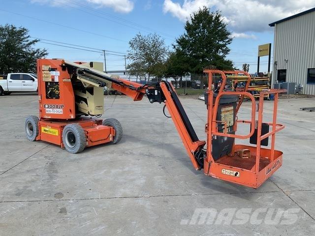 JLG E300AJP Bomlifte med knækarm