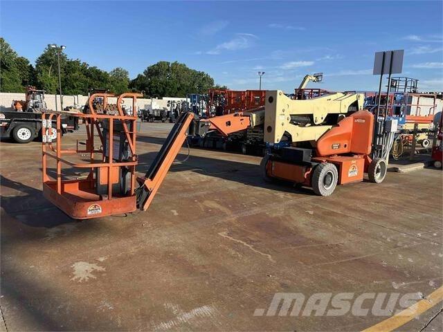JLG E400AJPN Bomlifte med knækarm
