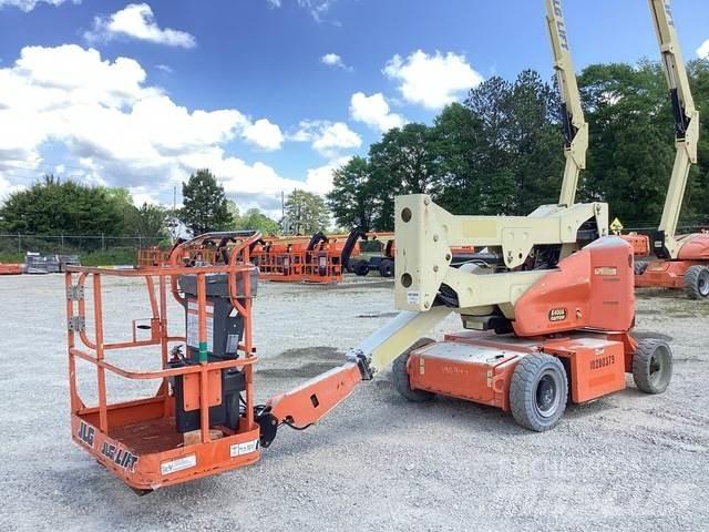 JLG E400AN Bomlifte med knækarm