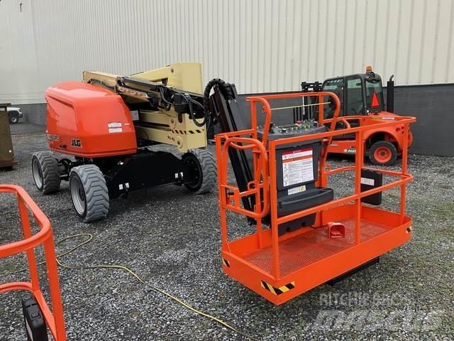 JLG EC450AJ Bomlifte med knækarm
