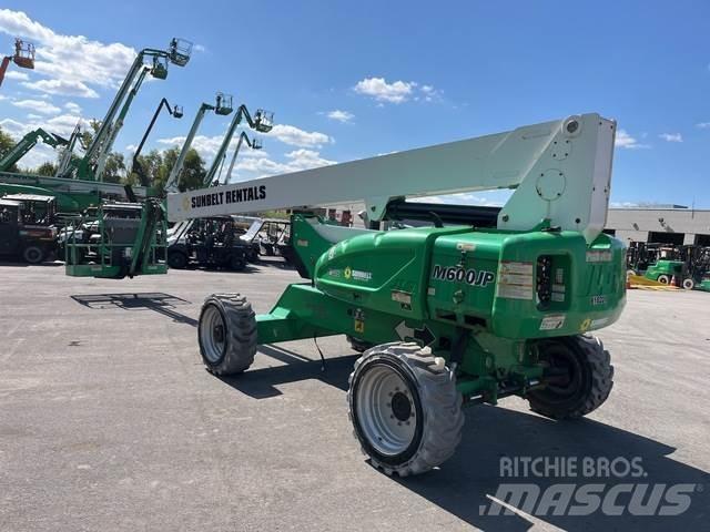 JLG M600JP Bomlifte med knækarm
