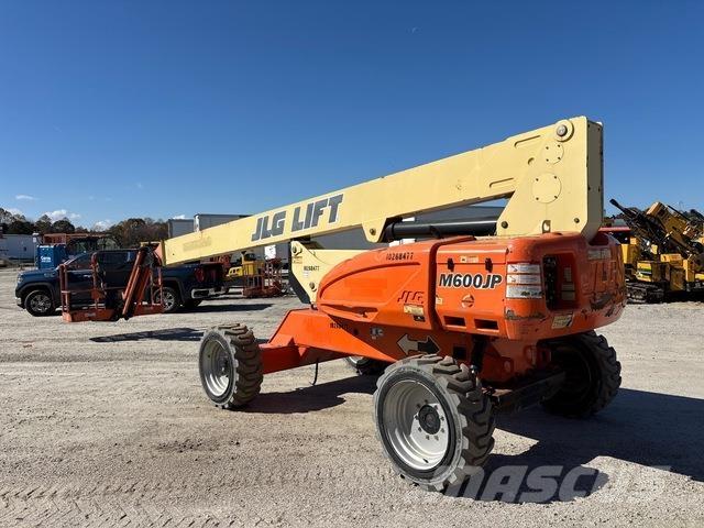 JLG M600JP Bomlifte med knækarm