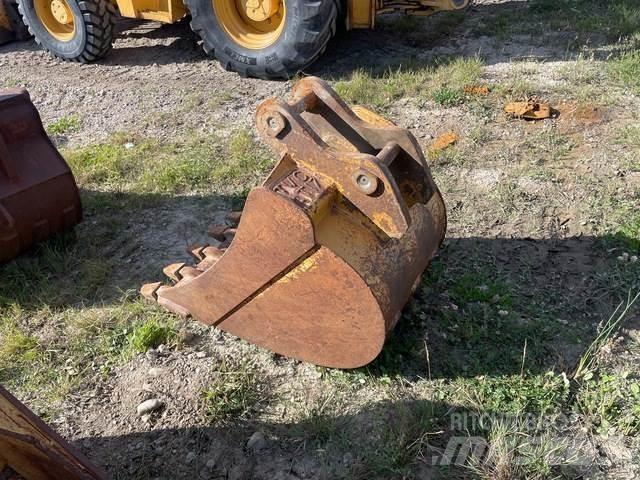 John Deere  Skovle