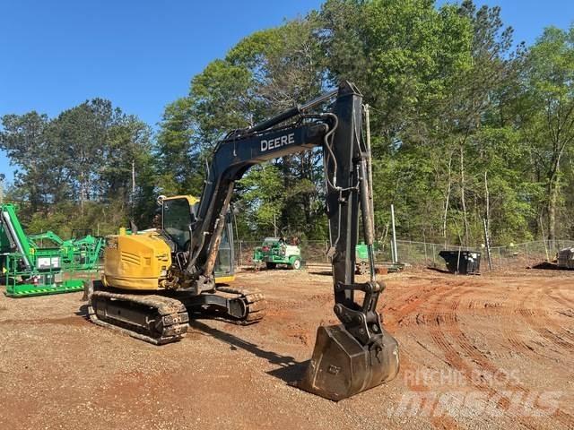 John Deere 85G Gravemaskiner på larvebånd