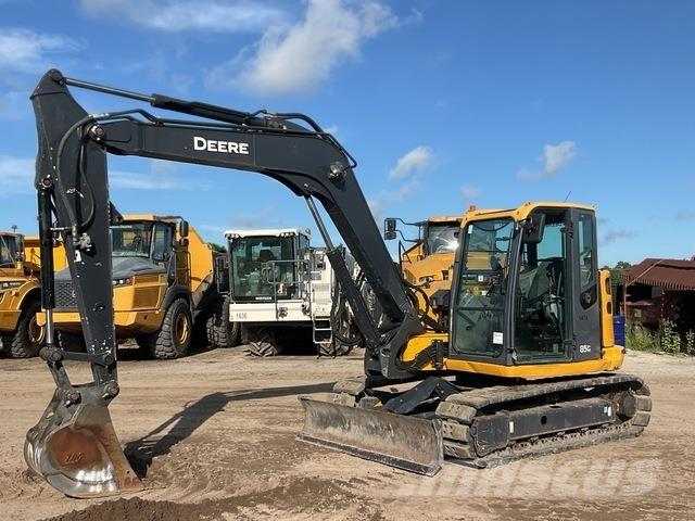 John Deere 85G Gravemaskiner på larvebånd