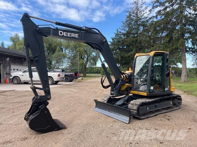 John Deere 85G Gravemaskiner på larvebånd